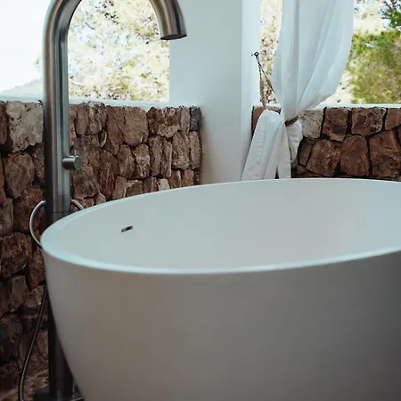 Casa Pura Vida Ibiza * كالا فاديلا